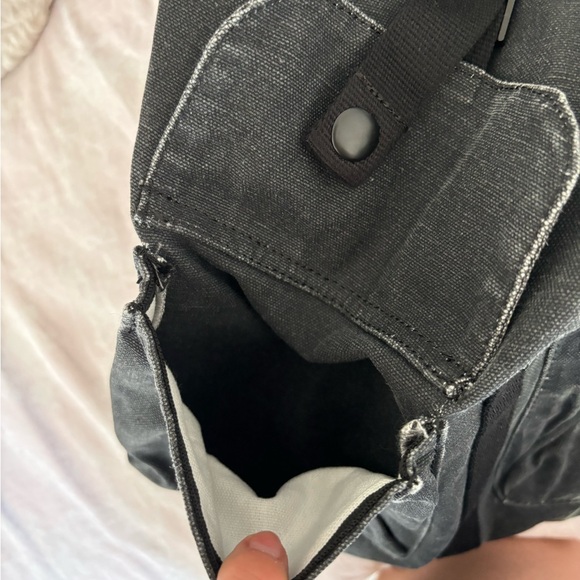 Backpack 🎒 - Picture 6 of 6